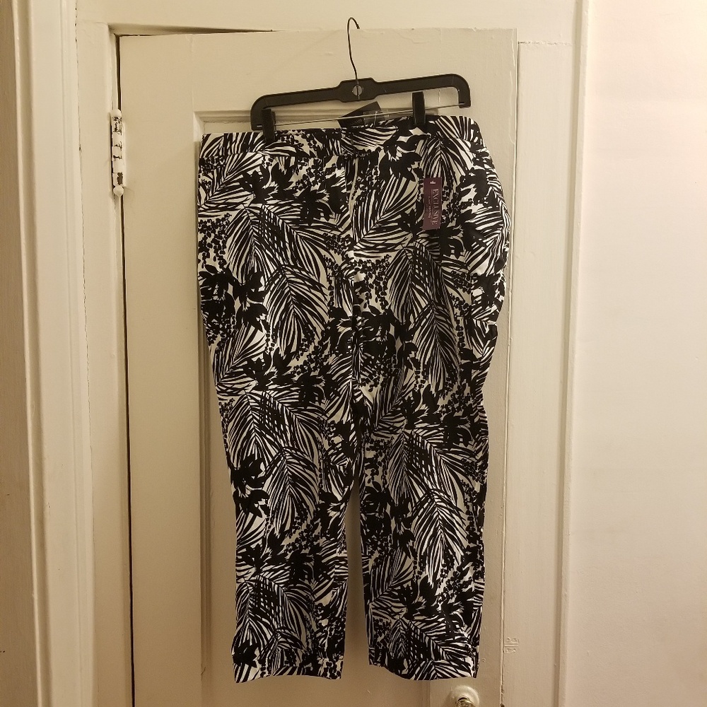Capri pants